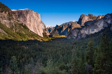 Tunnel View Yosemite National Park