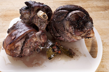 shin of pork with red wine