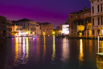Fototapeta na wymiar Venice grand canal by night