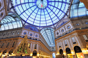 Naklejka premium Milano Galleria Vittorio Emanuele luci di Natale 2014-15