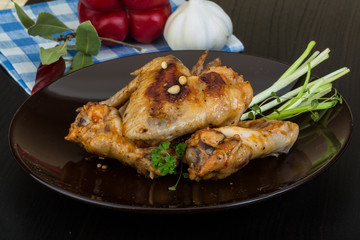 Roasted chicken wings