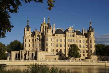 Fototapeta na wymiar Schweriner Schloss