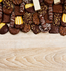 chocolate cookies on wood