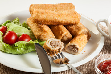 Croquettes with meat and beetroot soup