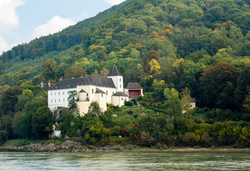 Fototapeta na wymiar Pfarre Schonbuhel or Schoenbuehel on Danube riverbank