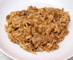 Reisnudeln mit Hackfleisch
