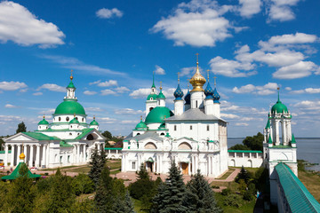 Fototapeta na wymiar panorama of ancient monastery in the city Rostov