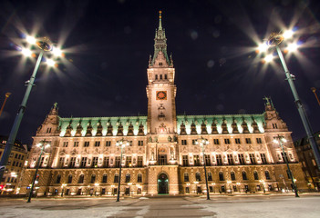 Fototapeta premium Town Hall in Hamburg, Germany