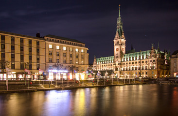 Fototapeta premium Town Hall in Hamburg, Germany