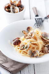 Italian traditional pasta spaghetti alle vongole