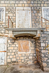 Fototapeta na wymiar Supetar old stone house