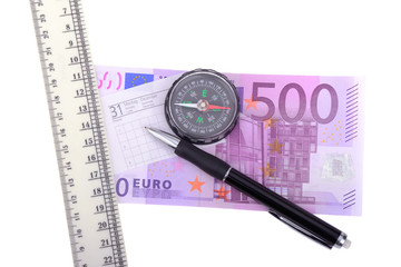 ..money five hundred euros compass
