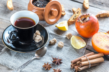 Fruit tea with spices and cookies
