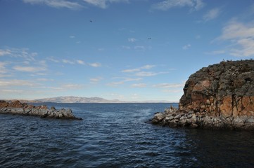 Fototapeta na wymiar Mountain lake Titicaca
