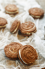 chocolate cookies sable with cream cheese