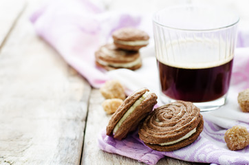 chocolate cookies sable with cream cheese