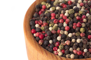 Перец в миске