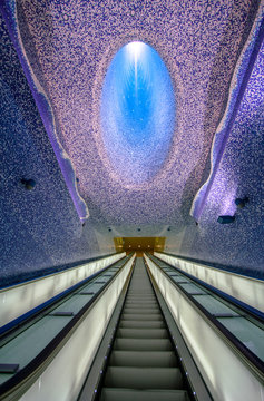 Toledo Subway Station, Naples