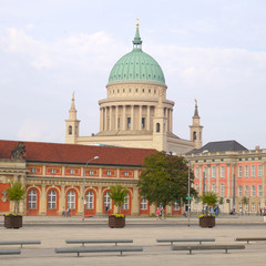 Fototapeta na wymiar Bibliotheken und Museen in Potsdam