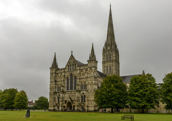 Fototapeta na wymiar Cathedral and its green , Salisbury