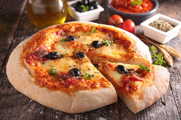 pizza with cheese and olive