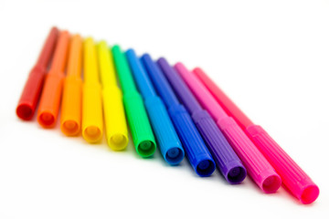 set of markers rainbow colors