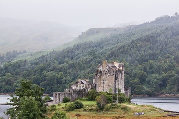 Fototapeta na wymiar Eilean Donan Castle, Scotland, Uk