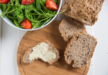 Frisches Vollkornbrot