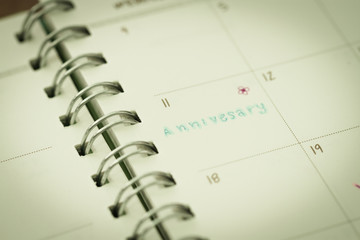 reminder for anniversary in planner