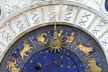 Fototapeta na wymiar Zodiac clock