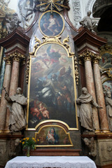 Obraz premium Altar in Dominican Church in Vienna, Austria