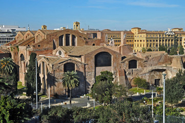 Roma, piazza dei Cinquecento e le terme di Diocleziano