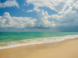 Fototapeta na wymiar Tropical beach in Koh Samui