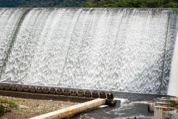 Dam (Tallowa, Australia)