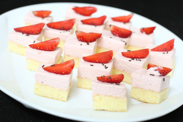 strawberry cake