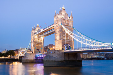 Fototapeta na wymiar Tower bridge, London, England