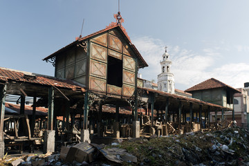 Abfall vorm March&eacute; de Fer, Jacmel, Haiti