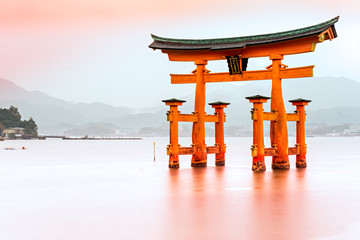 Fototapeta premium Miyajima, The famous Floating Torii gate, Japan.