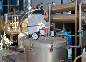 distillation of essential oils in factory
