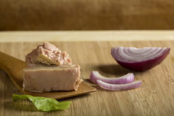 Tuna