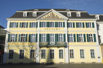 Fototapeta na wymiar Fürstenberg-Palais (Postamt) in Bonn, Deutschland