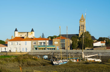 Obraz premium Noirmoutier vue du port