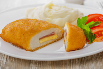 chicken cutlet cordon bleu  