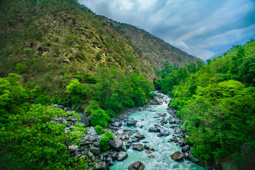 Fototapeta na wymiar river from everest trek