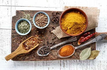 Fotobehang various spices © Mara Zemgaliete