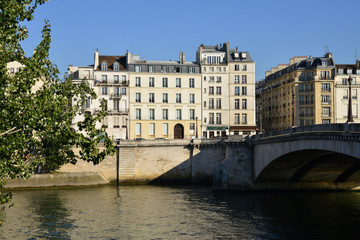 Fototapeta na wymiar France, the picturesque city of Paris