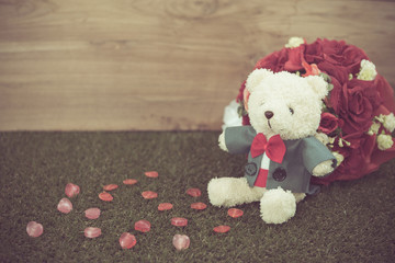 Romantic Bear on vintage retro color tone