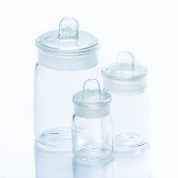 Set of weighing bottles of different capacity