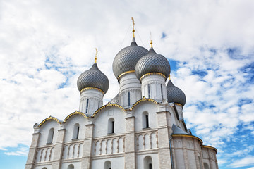 Fototapeta na wymiar Rostov Kremlin, Assumption Cathedral domes