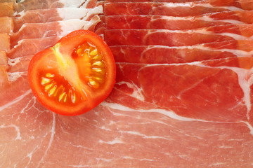 Schinken mit Tomate